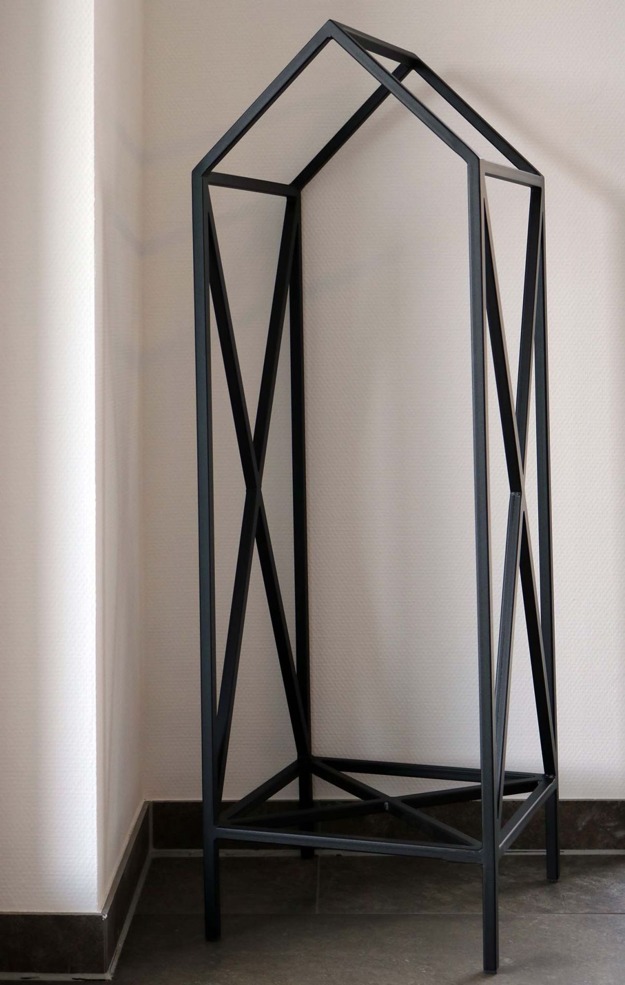 Holzaufbewahrung Kaminholz Holzständer  in schwarz Metall