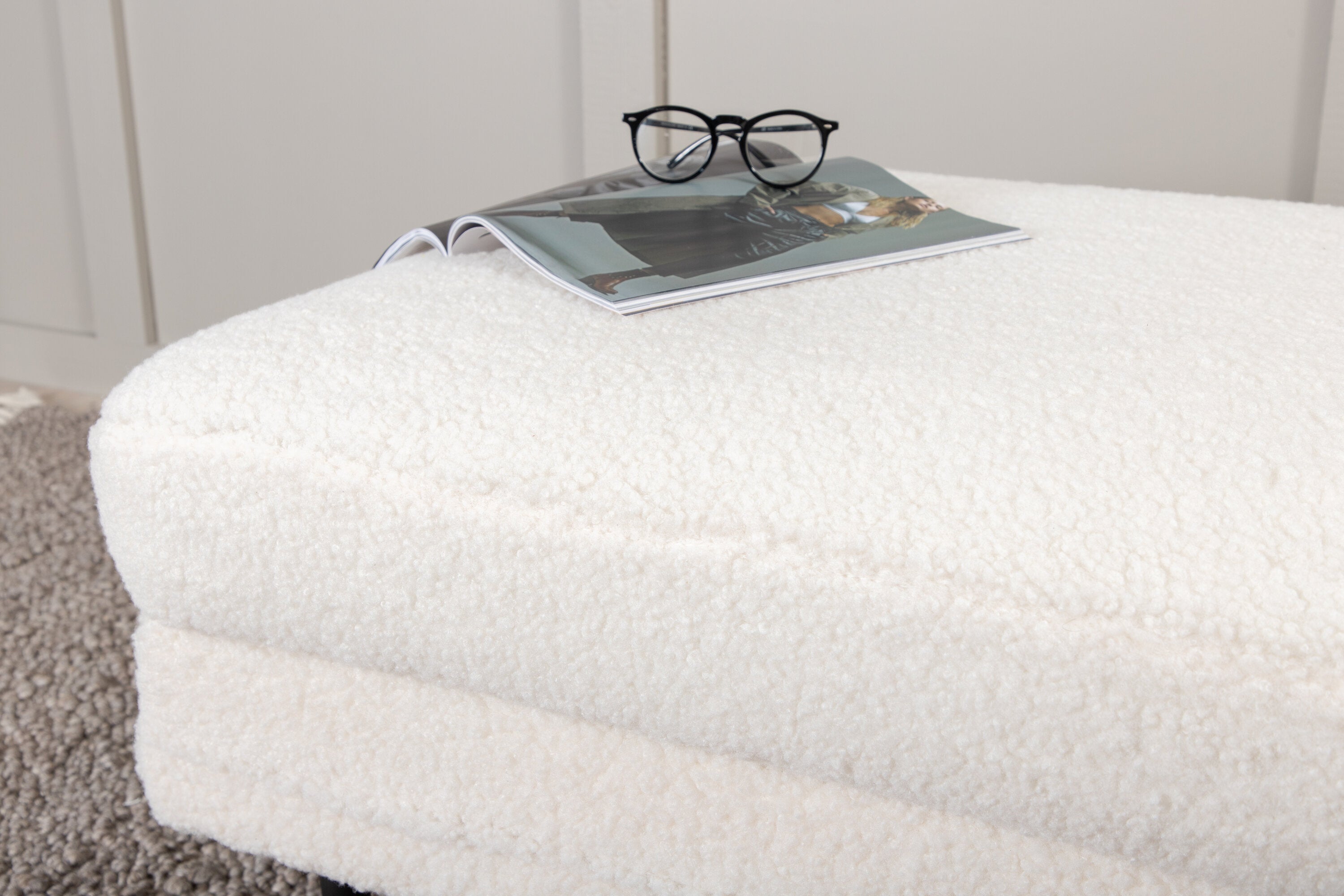 15550-000__12 Boom Ottoman Ottomane