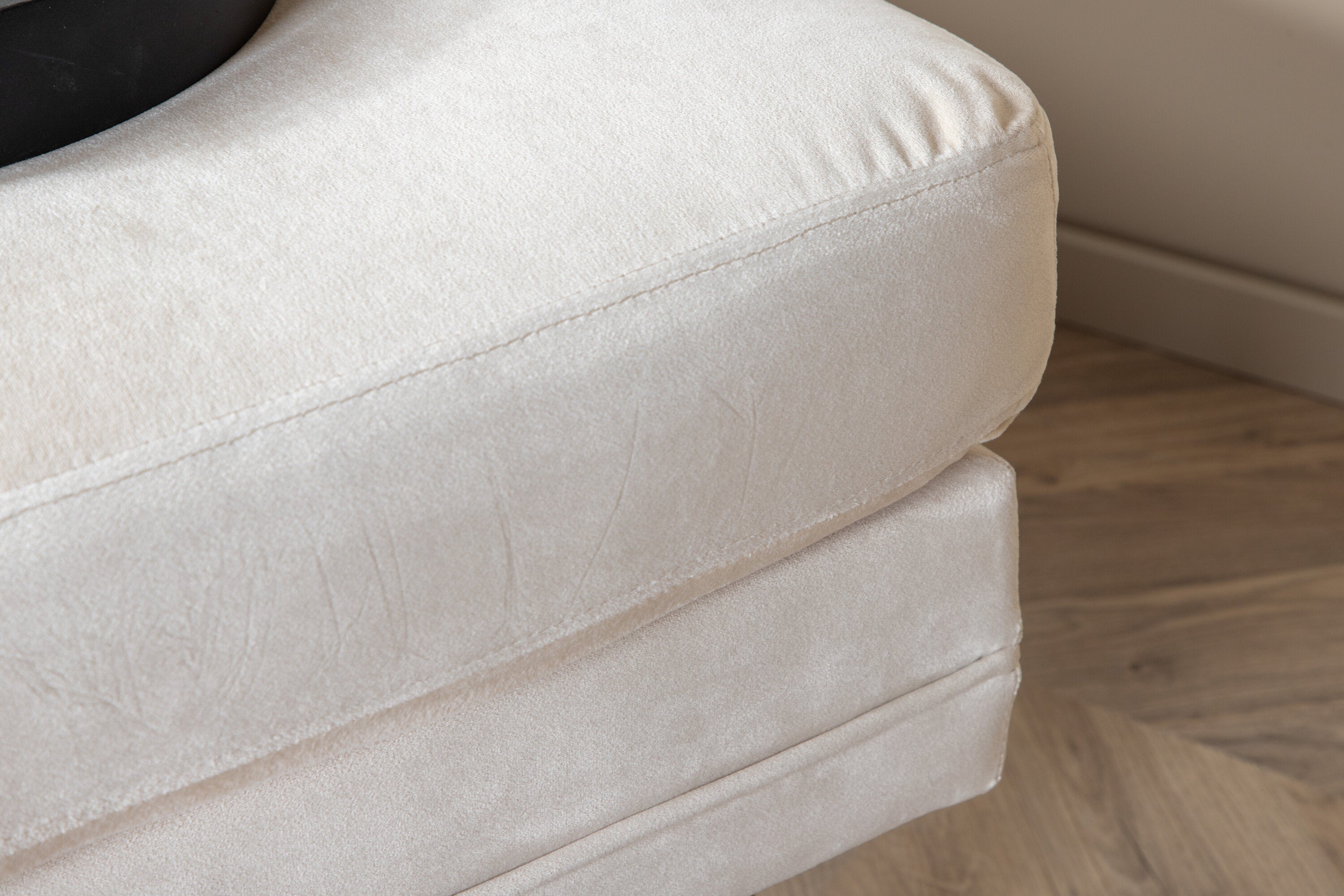 15550-980__13 Boom Ottoman Ottomane