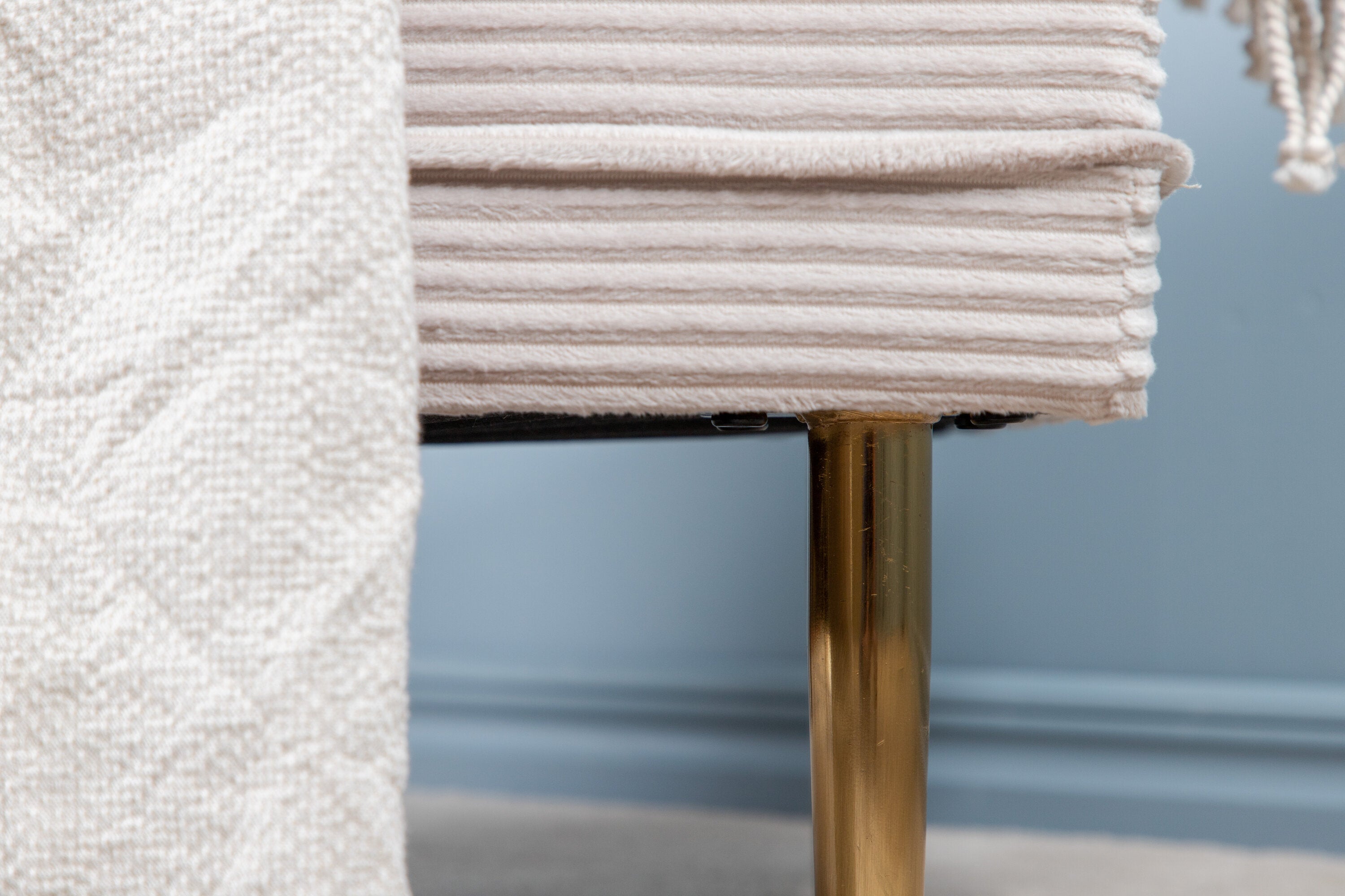 15550-995__16 Boom Ottoman Ottomane