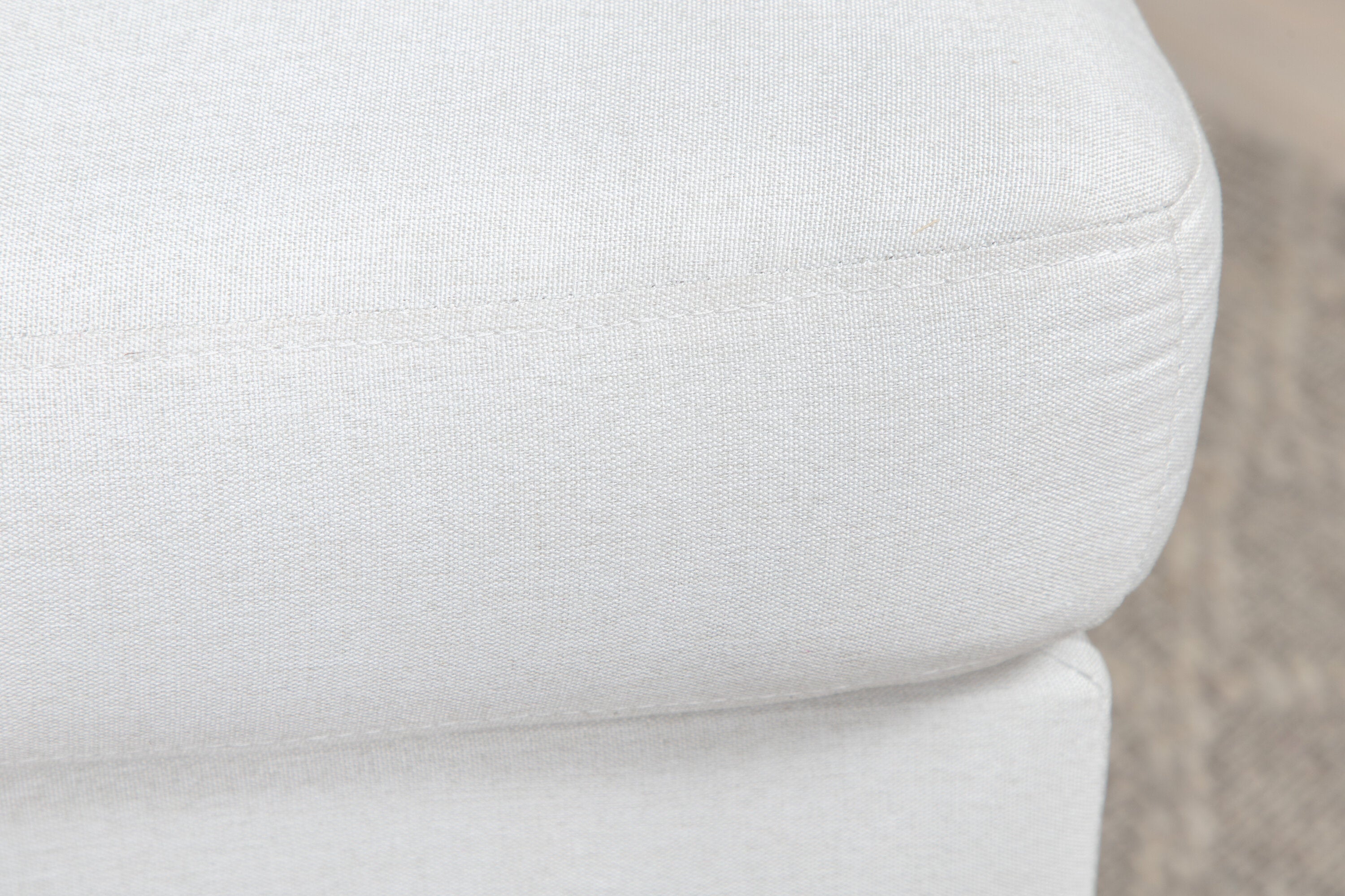 15558-660__17 Zoom Ottoman Ottomane