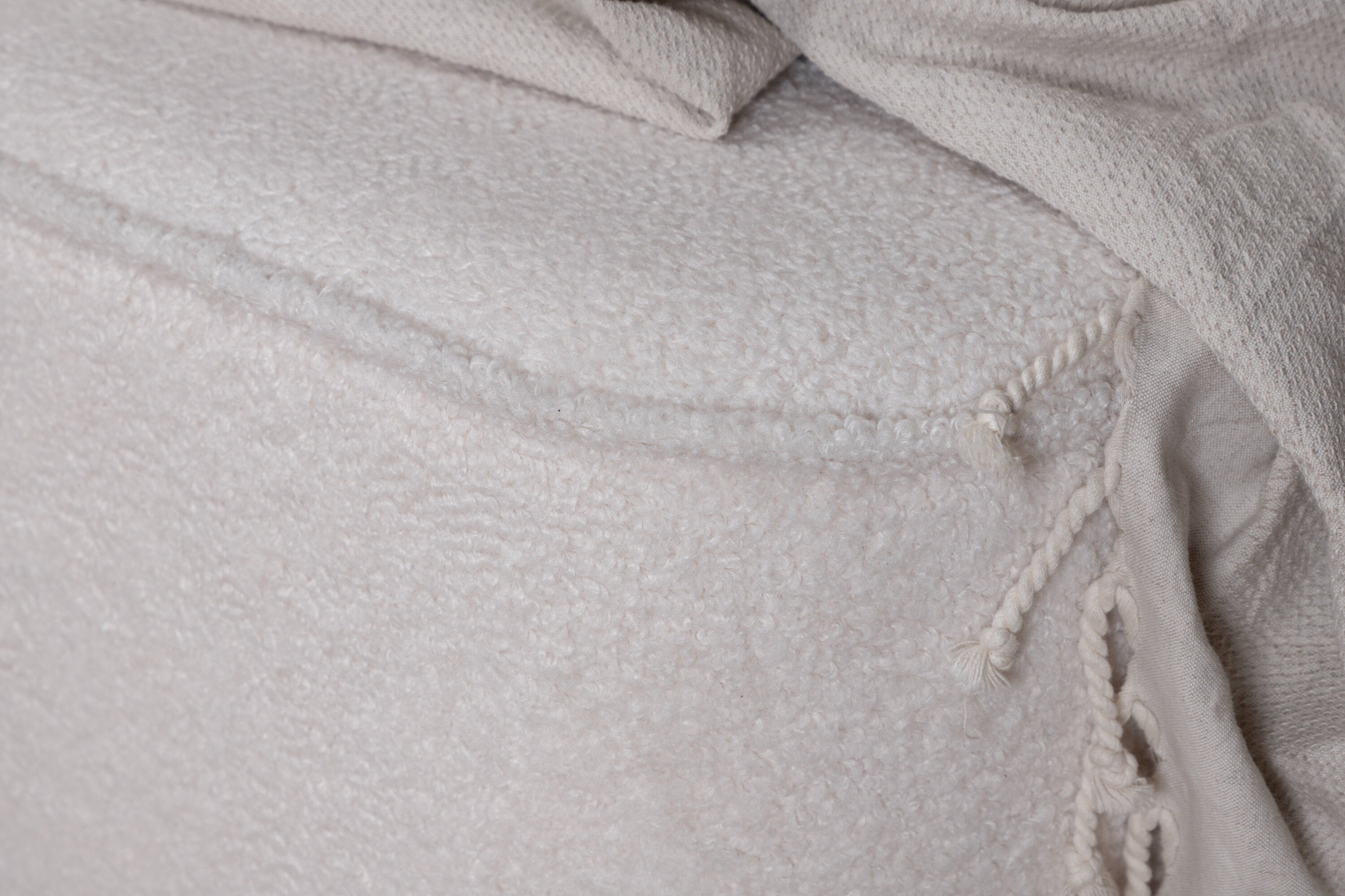 15572-400_1__12 Piff Pouf Sitzpouf