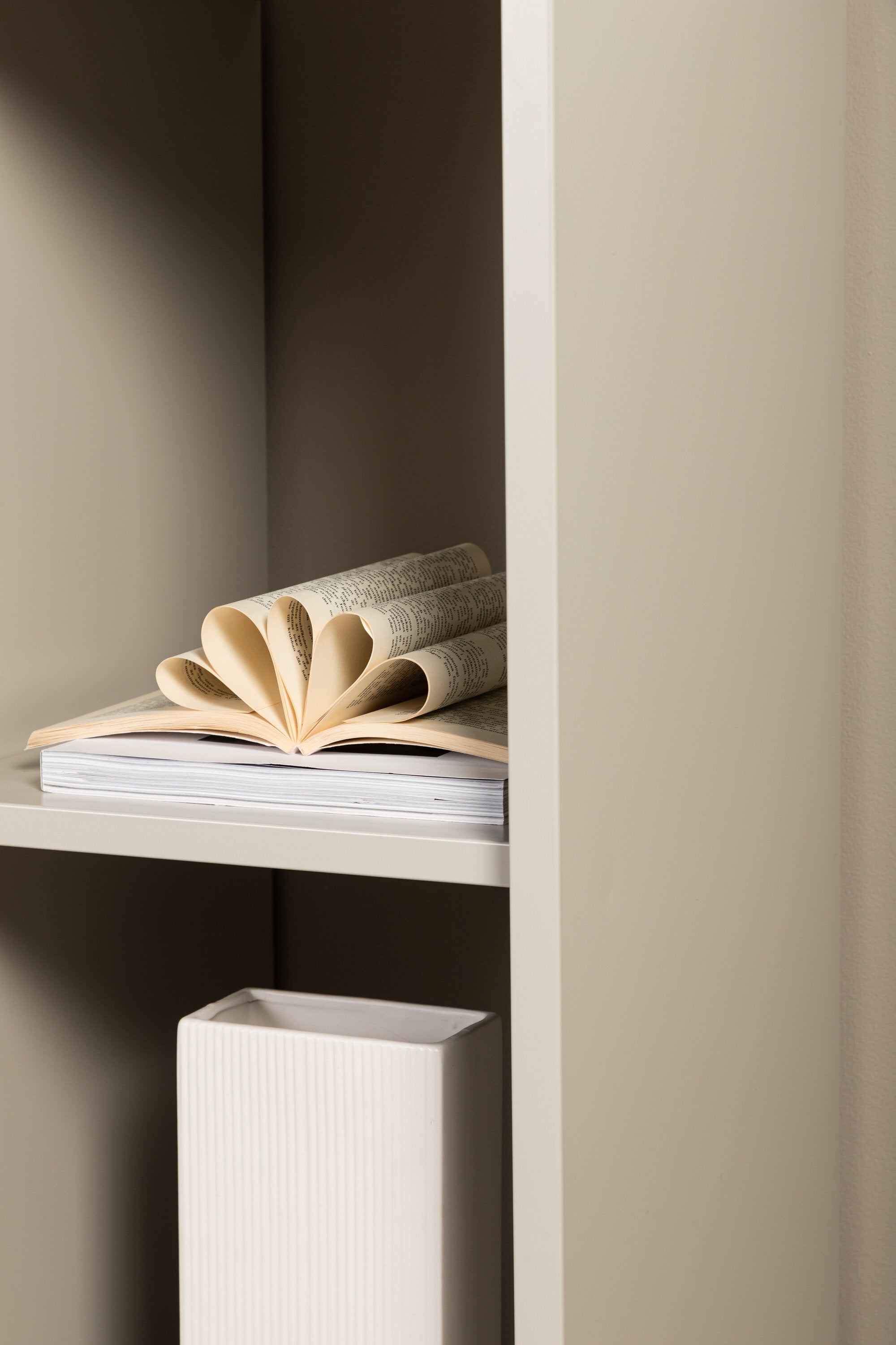 15623-250_7_m Piring Cabinet Schrank