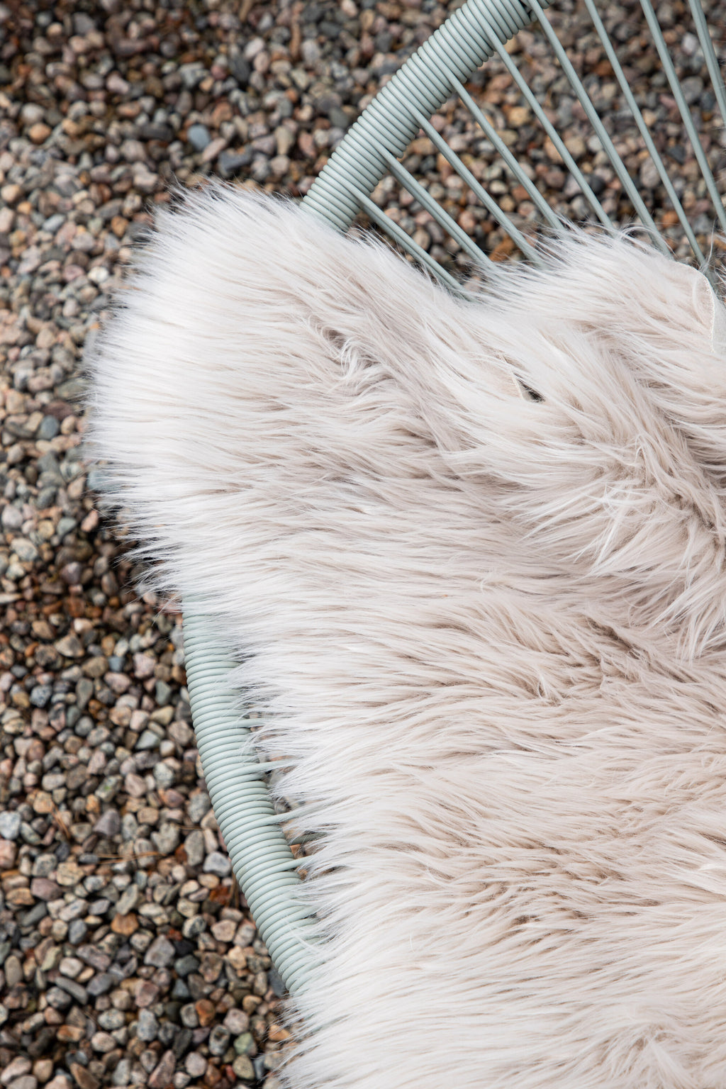 15937-302_3_m Katy Schafsfell Decke