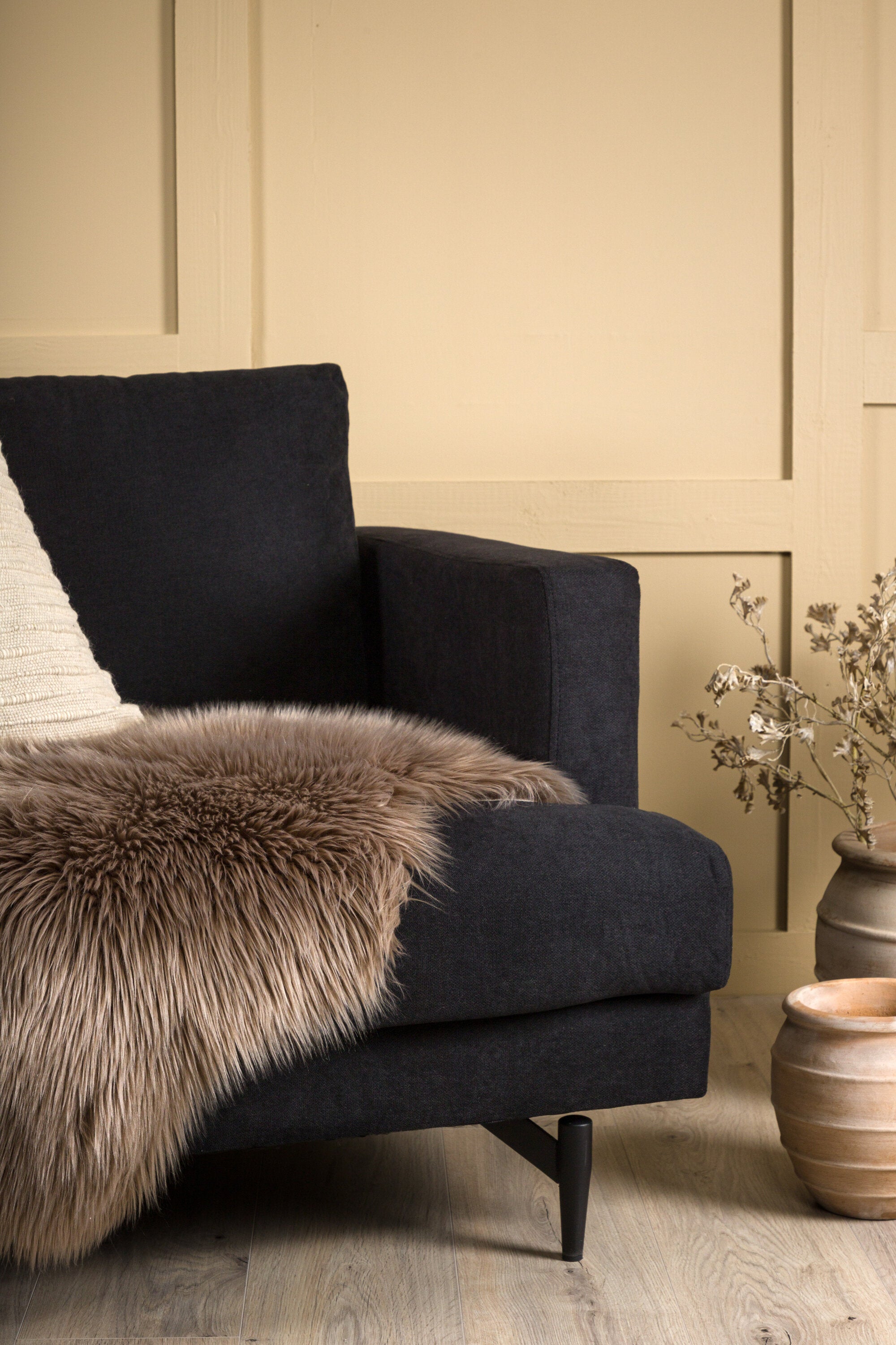 15937-303__001 Katy Schafsfell Decke