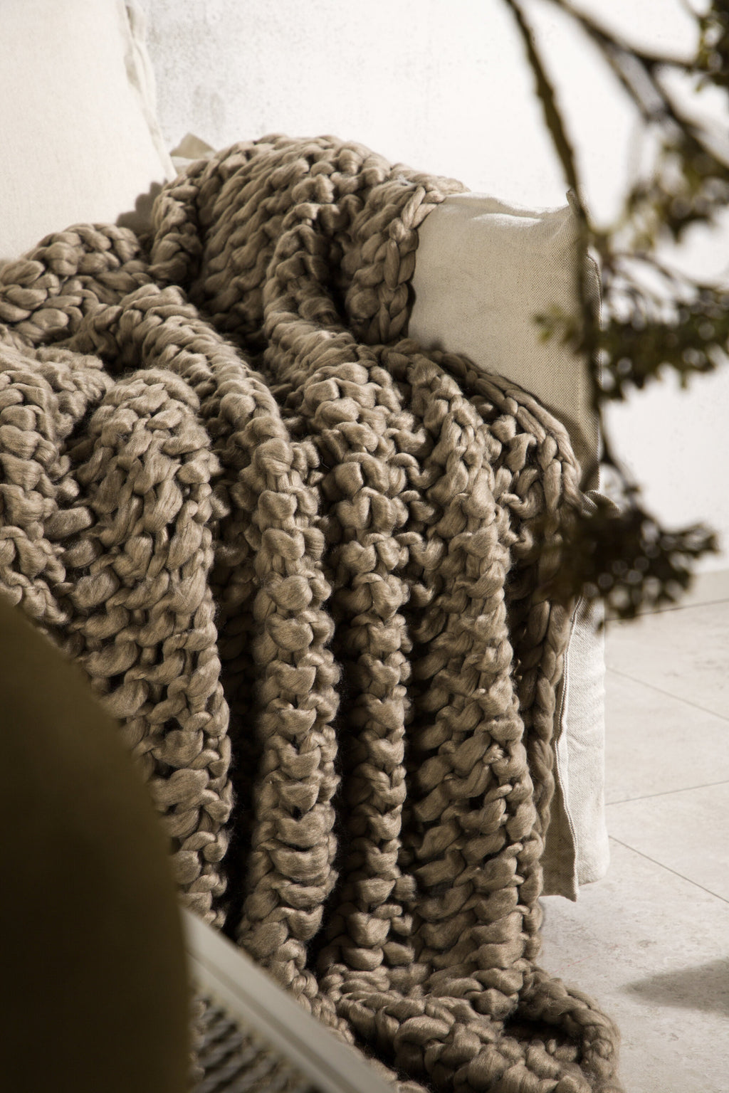 15940-203__005 Kate Throw Decke