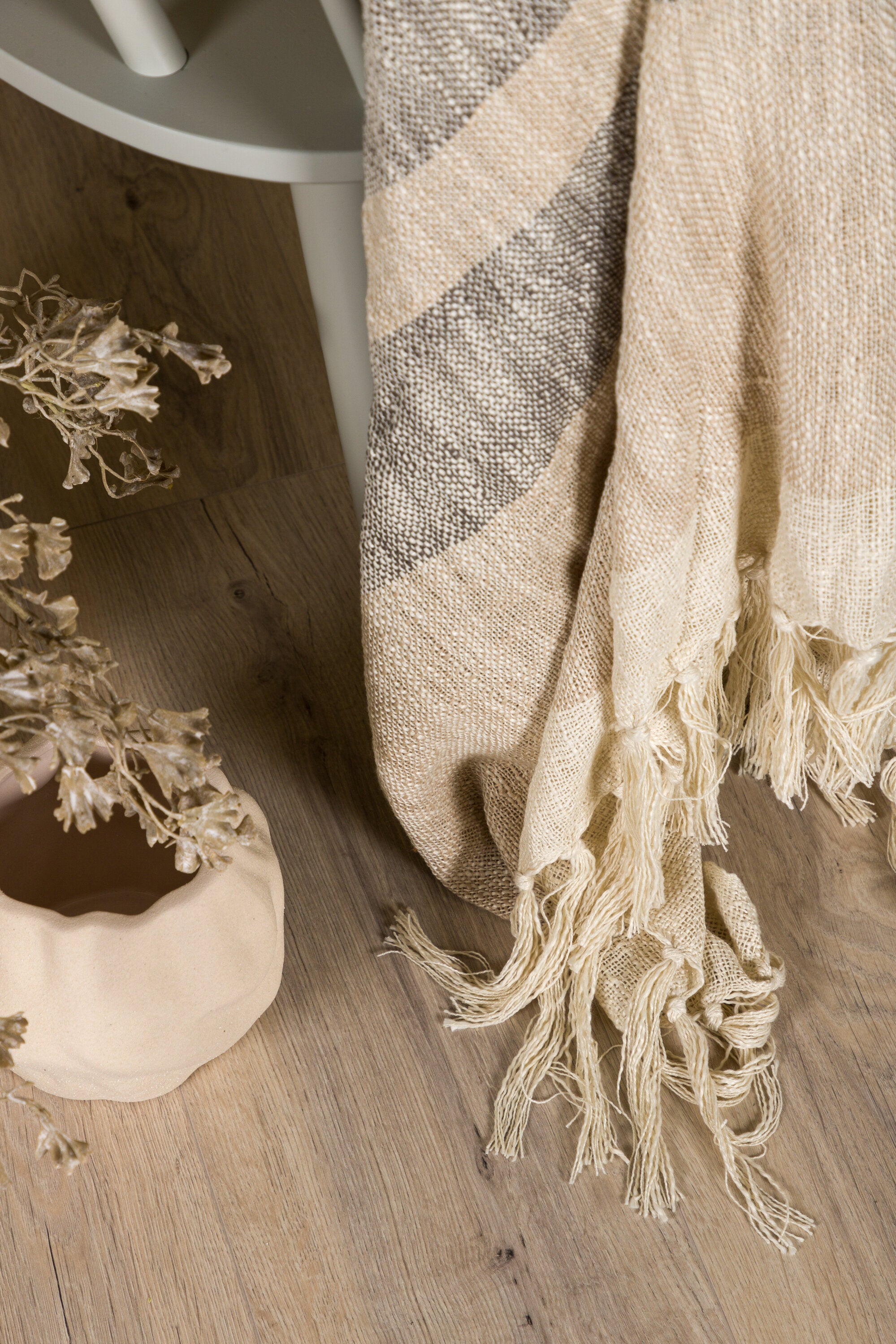 15948-213__006 Sandy Throw Decke