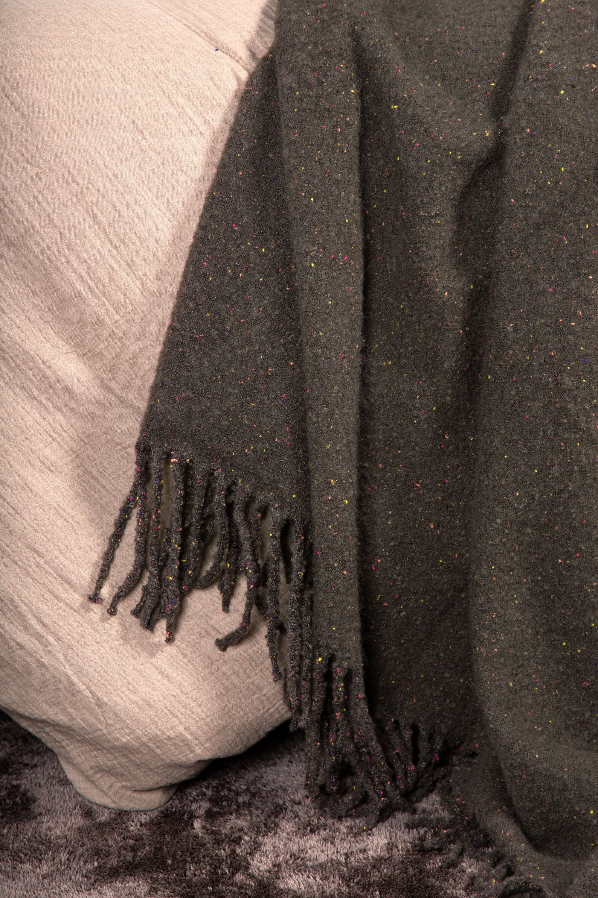 15950-205__009 Tilly Throw Decke