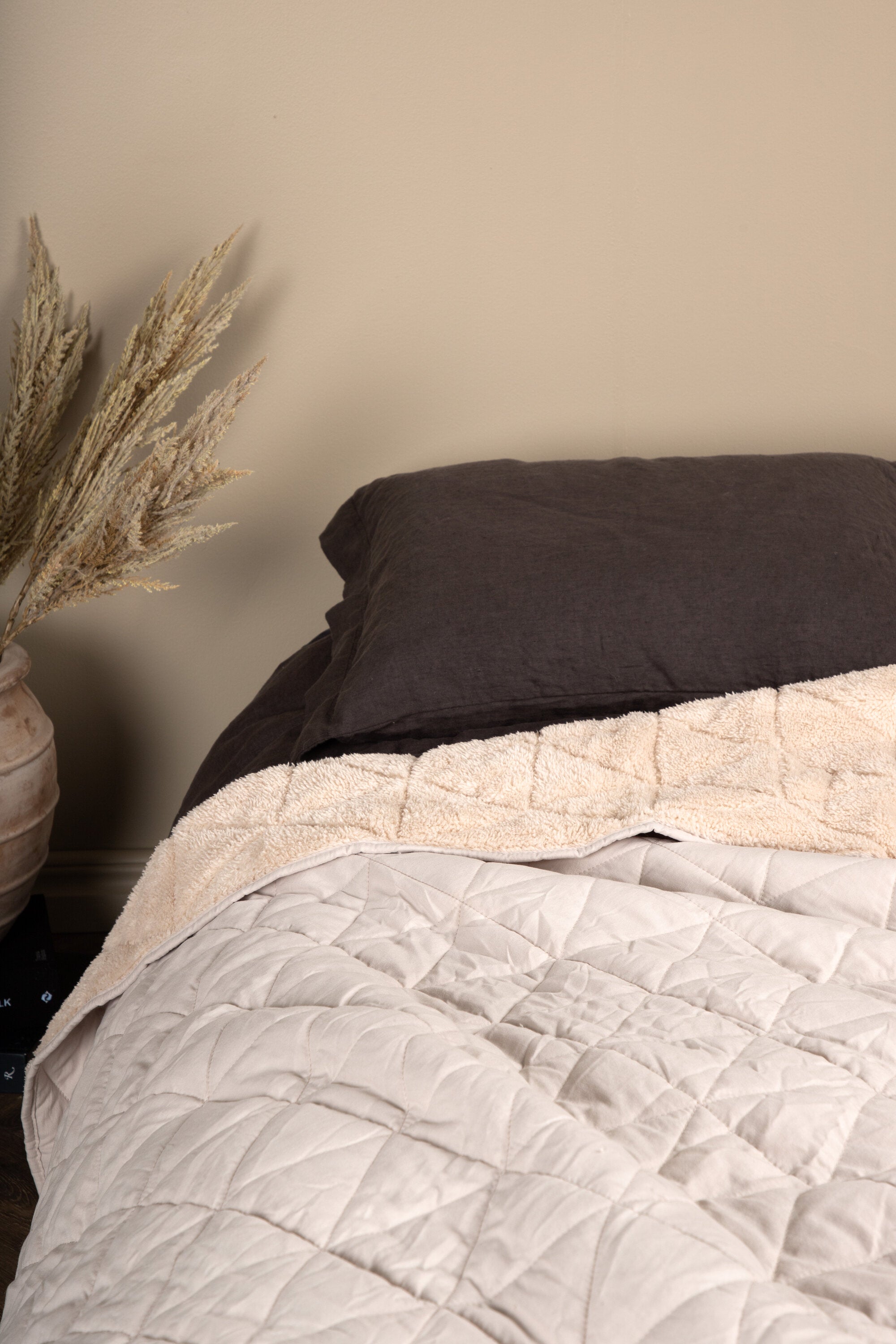 15979-702_004 Nilla Bettüberwurf Bettwäsche