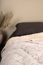 15980-702_004 Nilla Bettüberwurf Bettwäsche