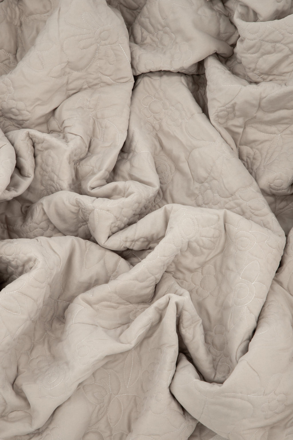 15995-502_7 Niki Tagesdecke Bettwäsche