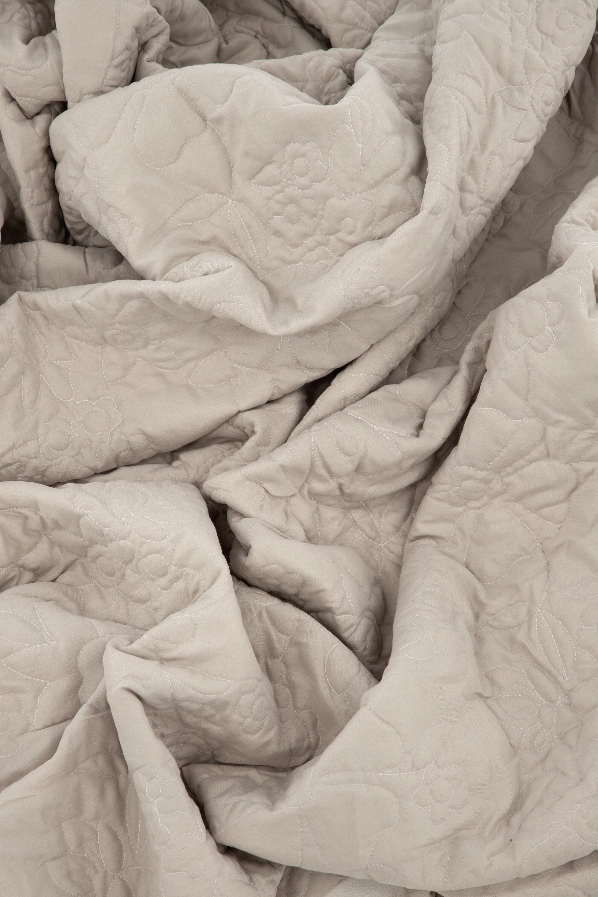 15995-502_9 Niki Tagesdecke Bettwäsche