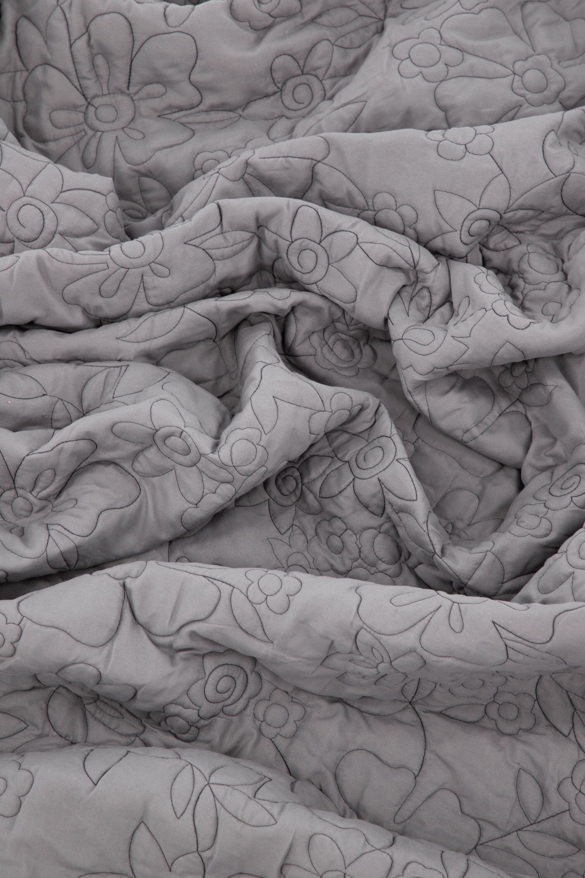 15996-505_8 Niki Tagesdecke Bettwäsche