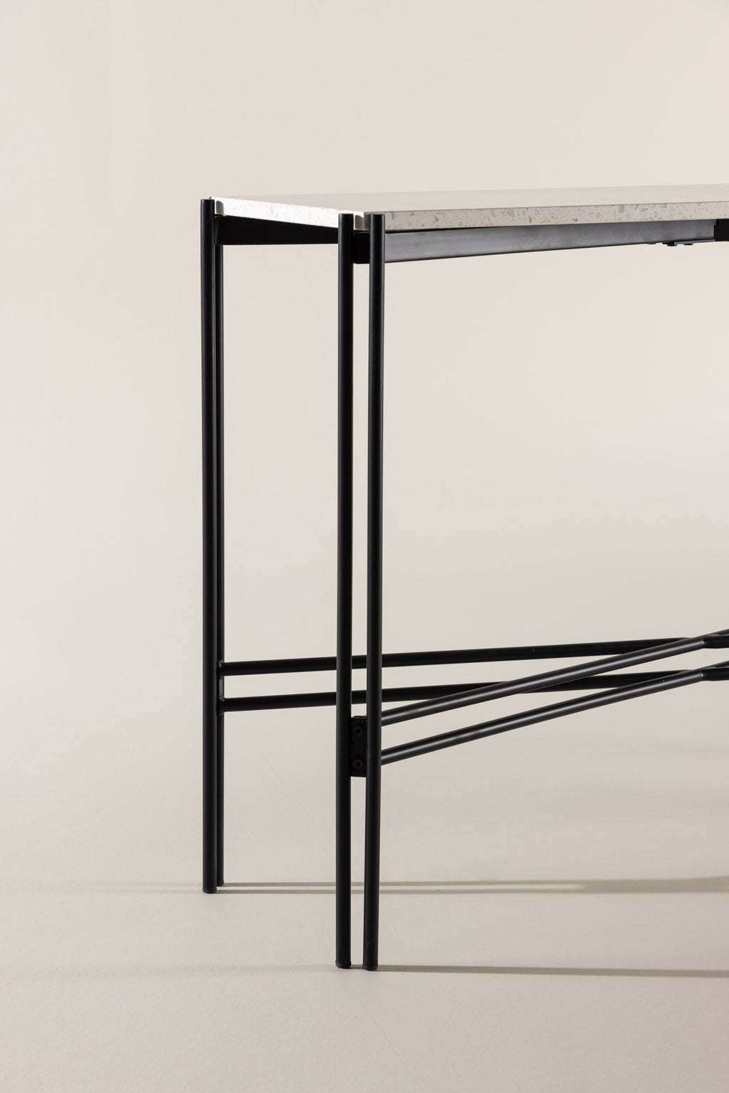 18036-680_3_m Razzia Side Table Beistelltisch