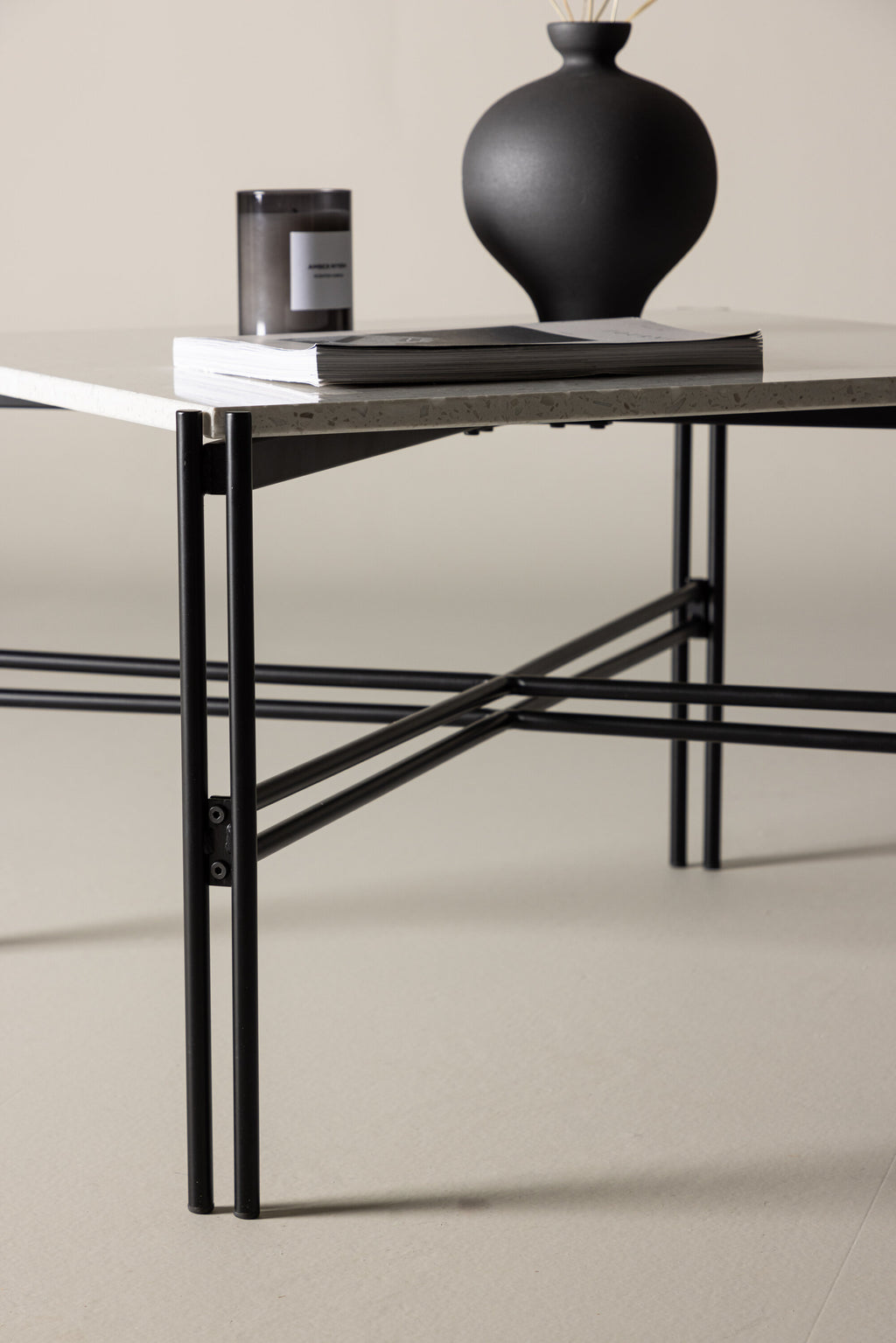 18037-680_3_m Razzia Sofa Table Couchtisch