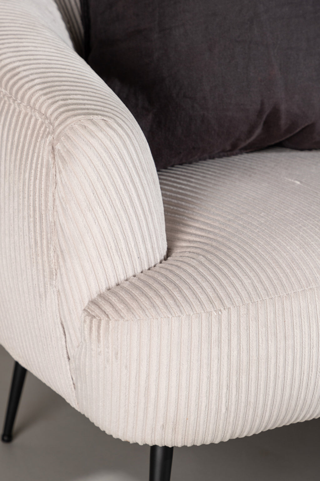 Derry Armchair
