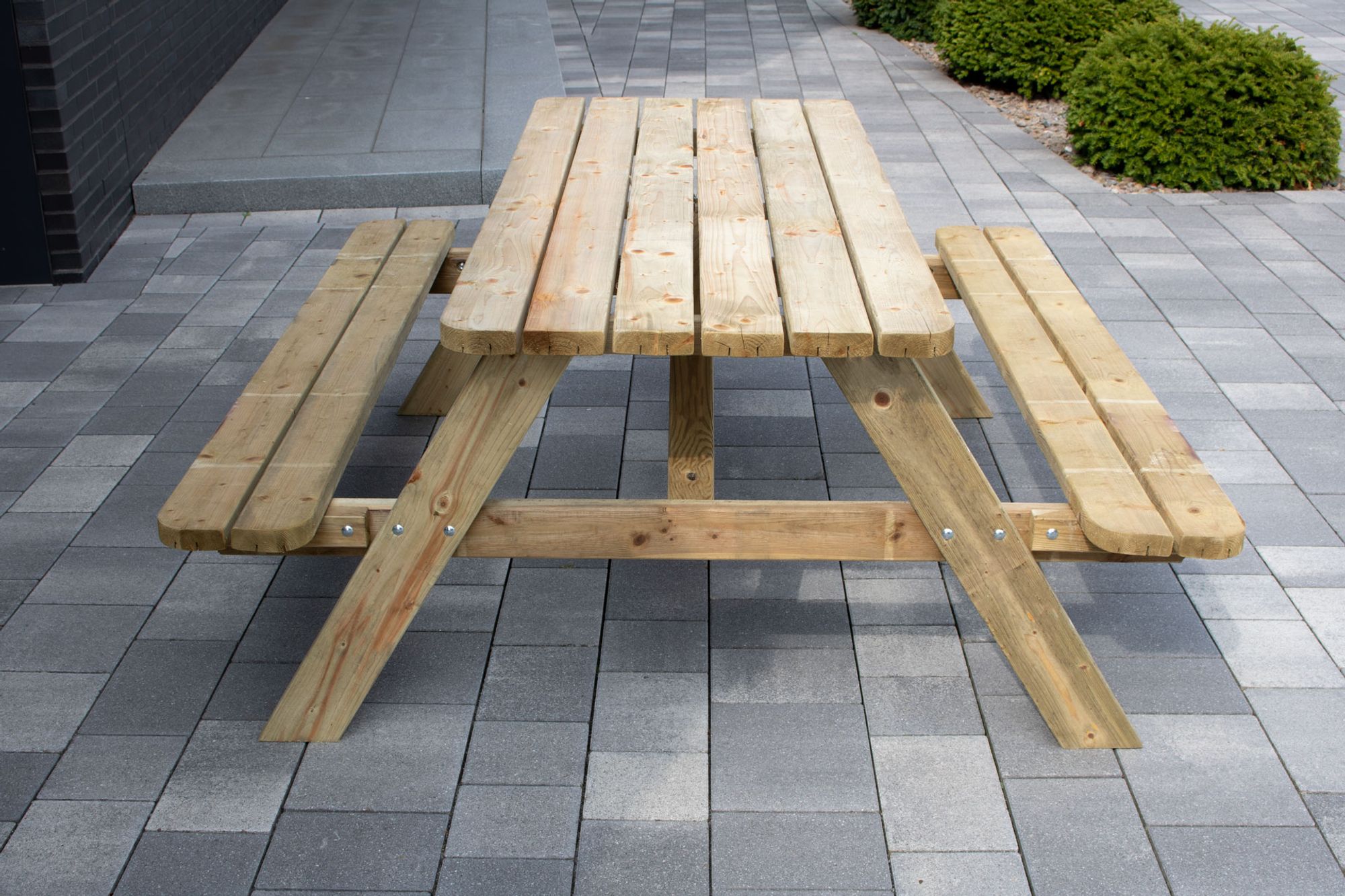 kalb | Picknicktisch Waldsee - 170 x 160 x 75 cm Gartenmöbel Festzeltgarnitur Bank Massiv Echtholz