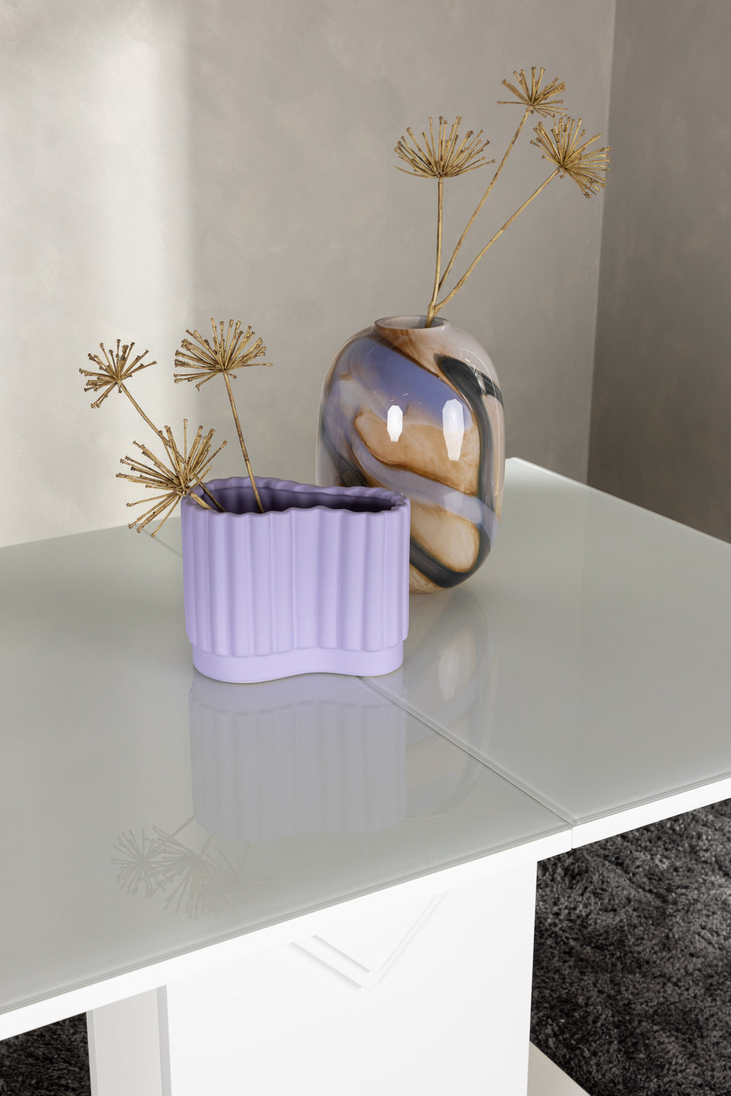 Pluto Tisch