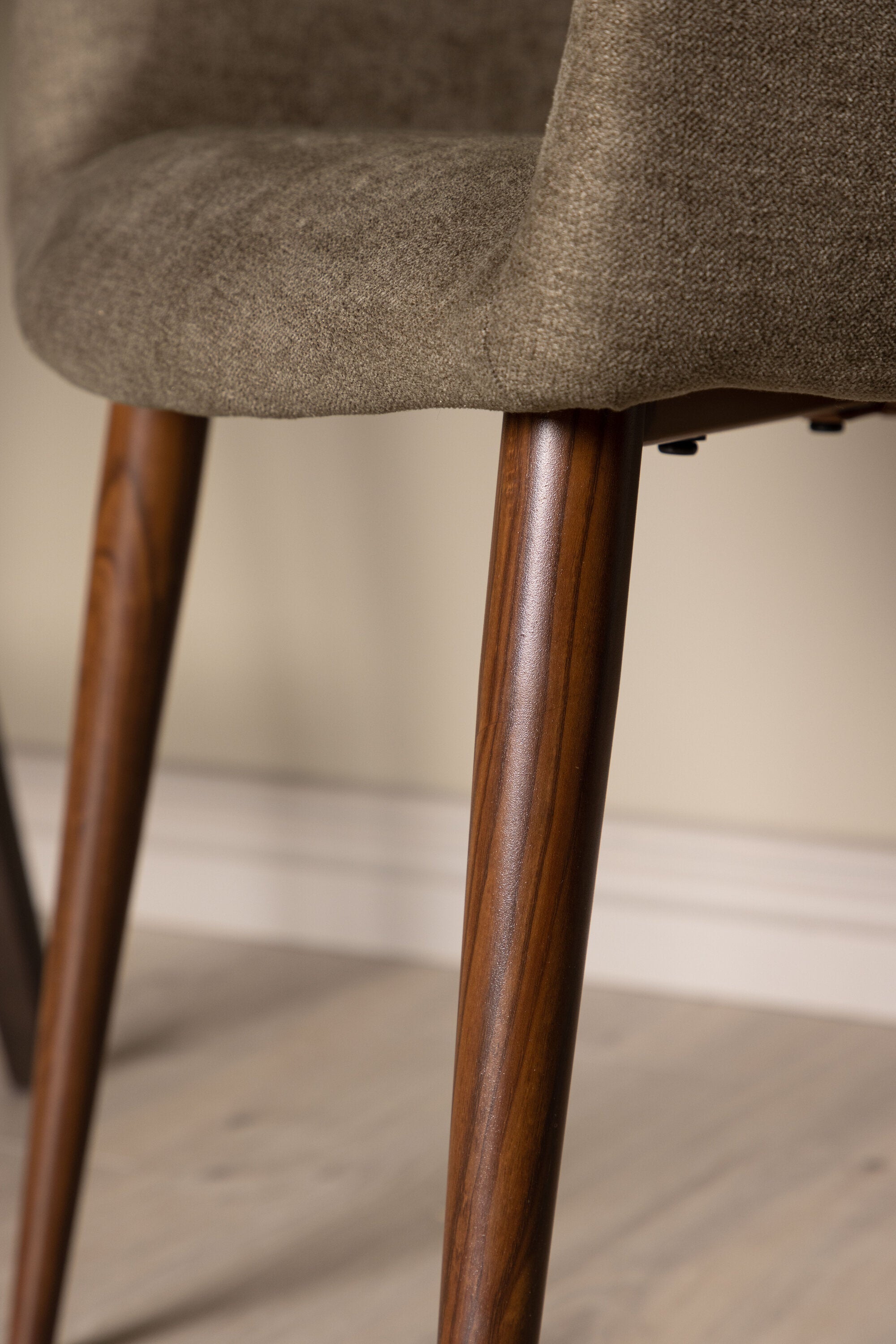 Tomorrow Dining Chair
