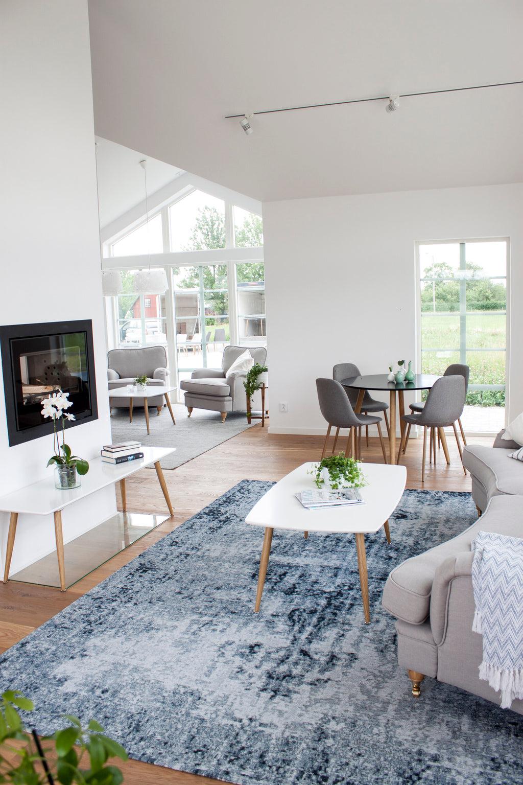 27960-420_1 Plaza Tisch Couchtisch