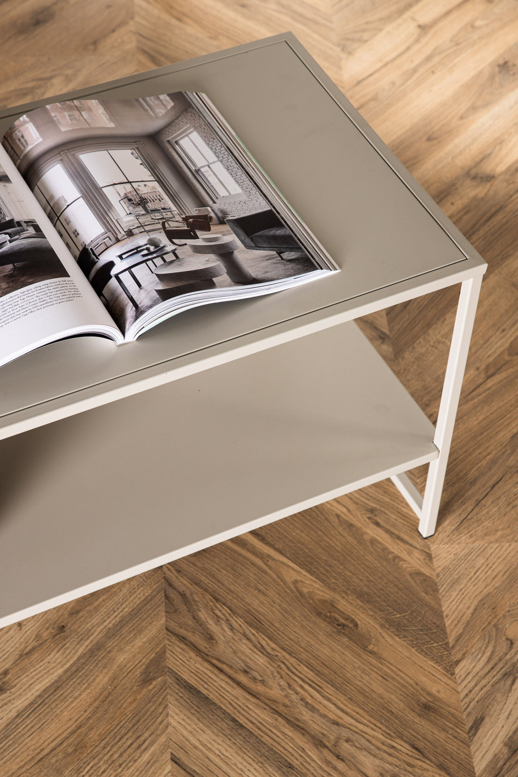 28074-250_6_m Staal Side Table Beistelltisch