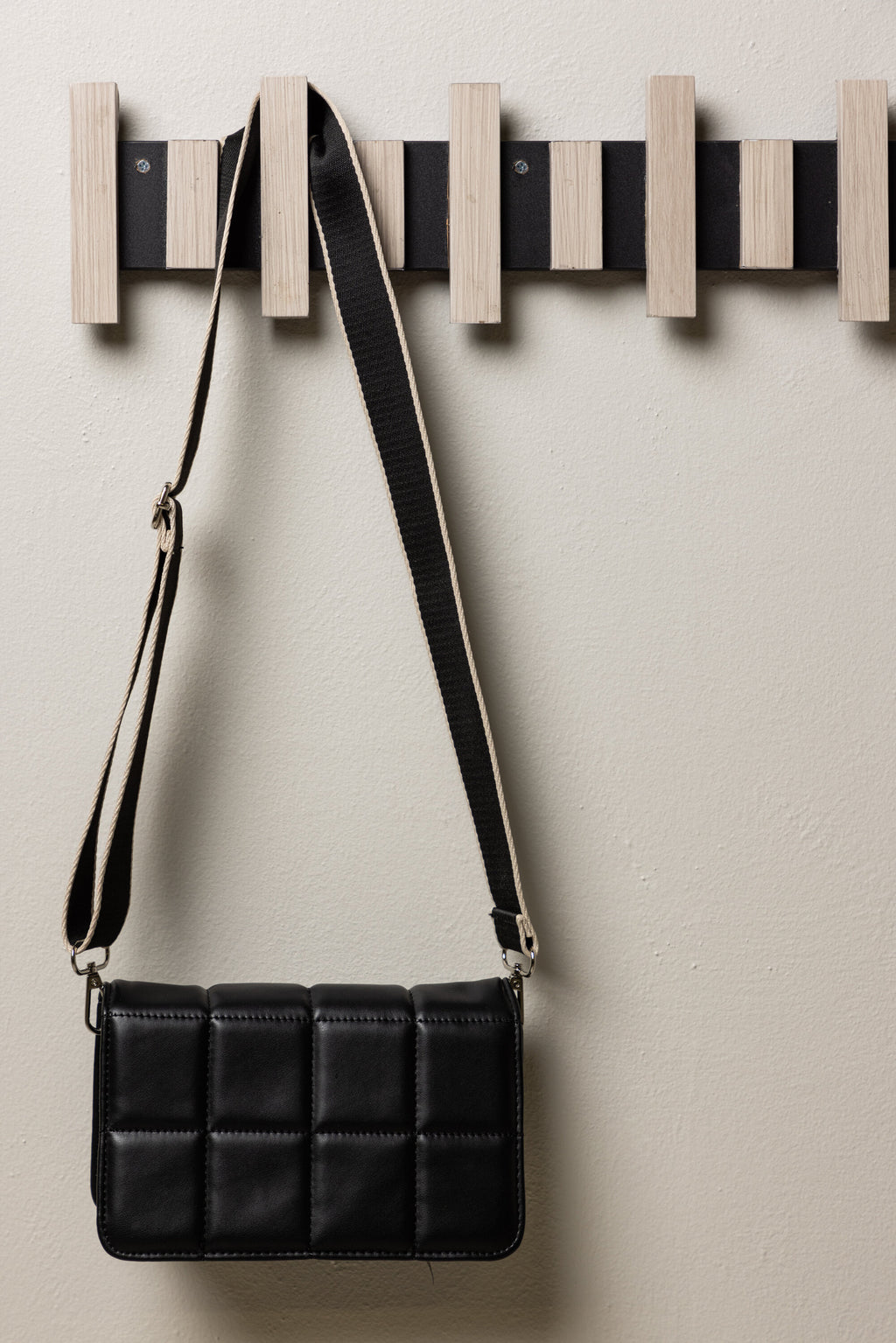 30063-110_5_m Nimes Kleiderbügel Kleiderhaken