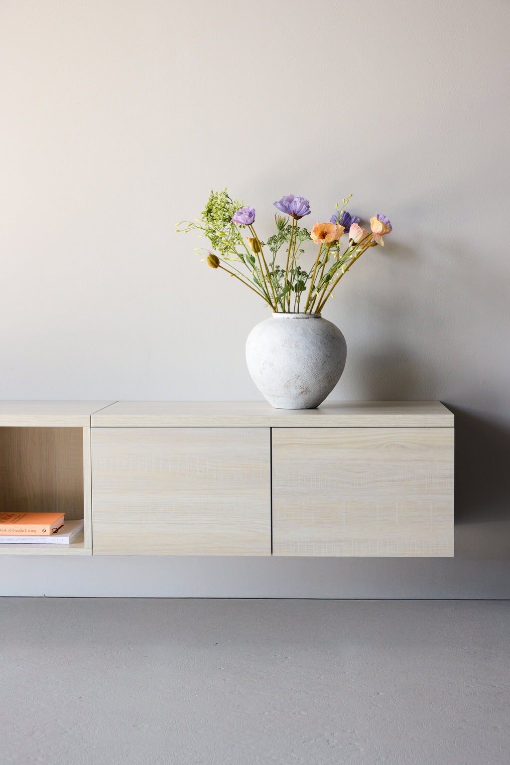 30089-111_3_m Nomi Tv Bank Tv Board