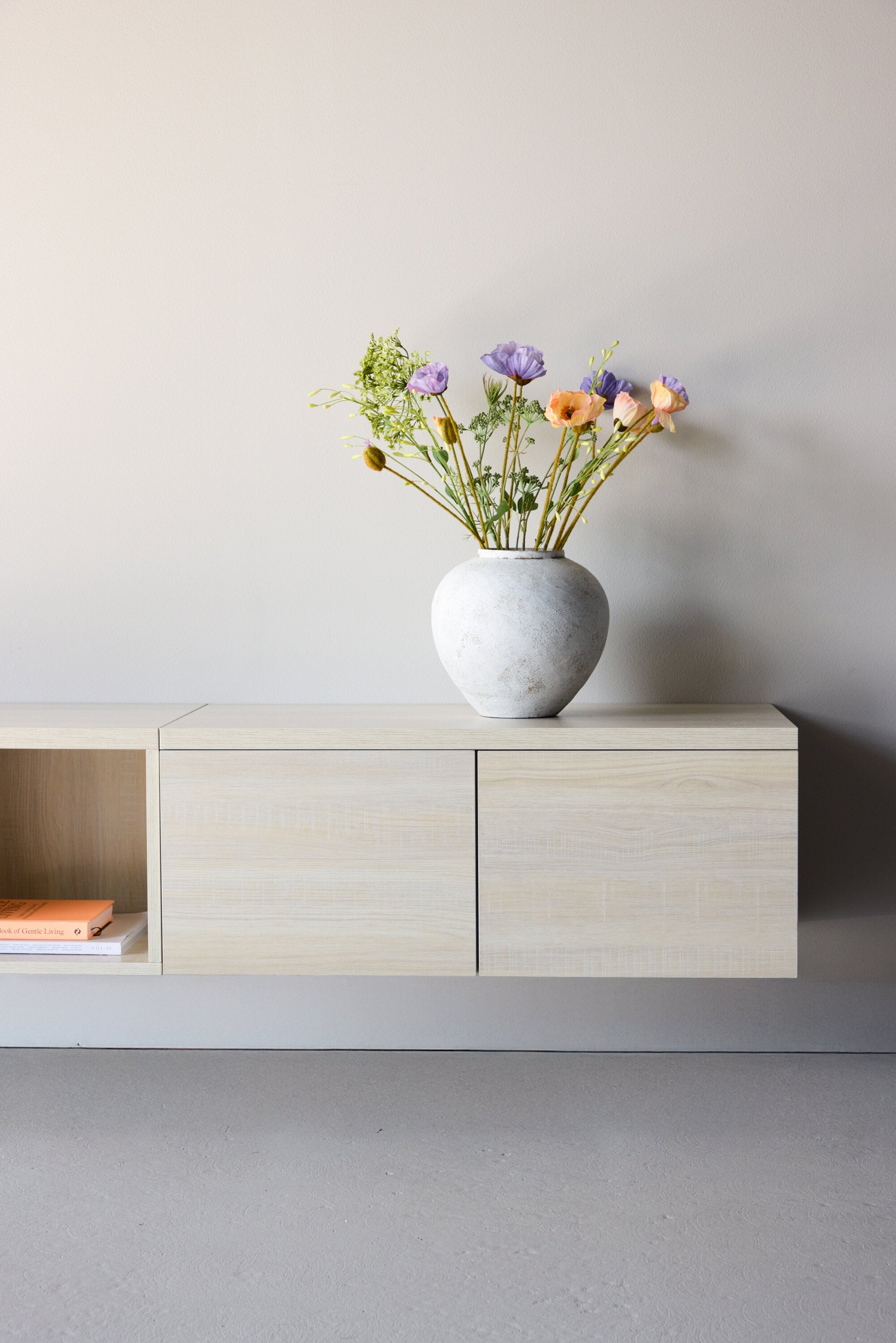 30089-111_3_m Nomi Tv Bank Tv Board