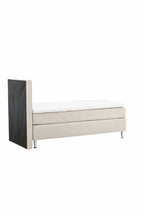 Bett Toledo