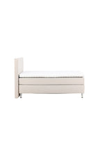 Bett Toledo