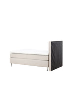 Bett Toledo