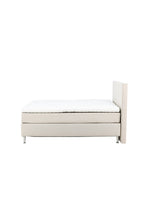 Bett Toledo