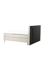Bett Toledo