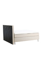 Bett Toledo