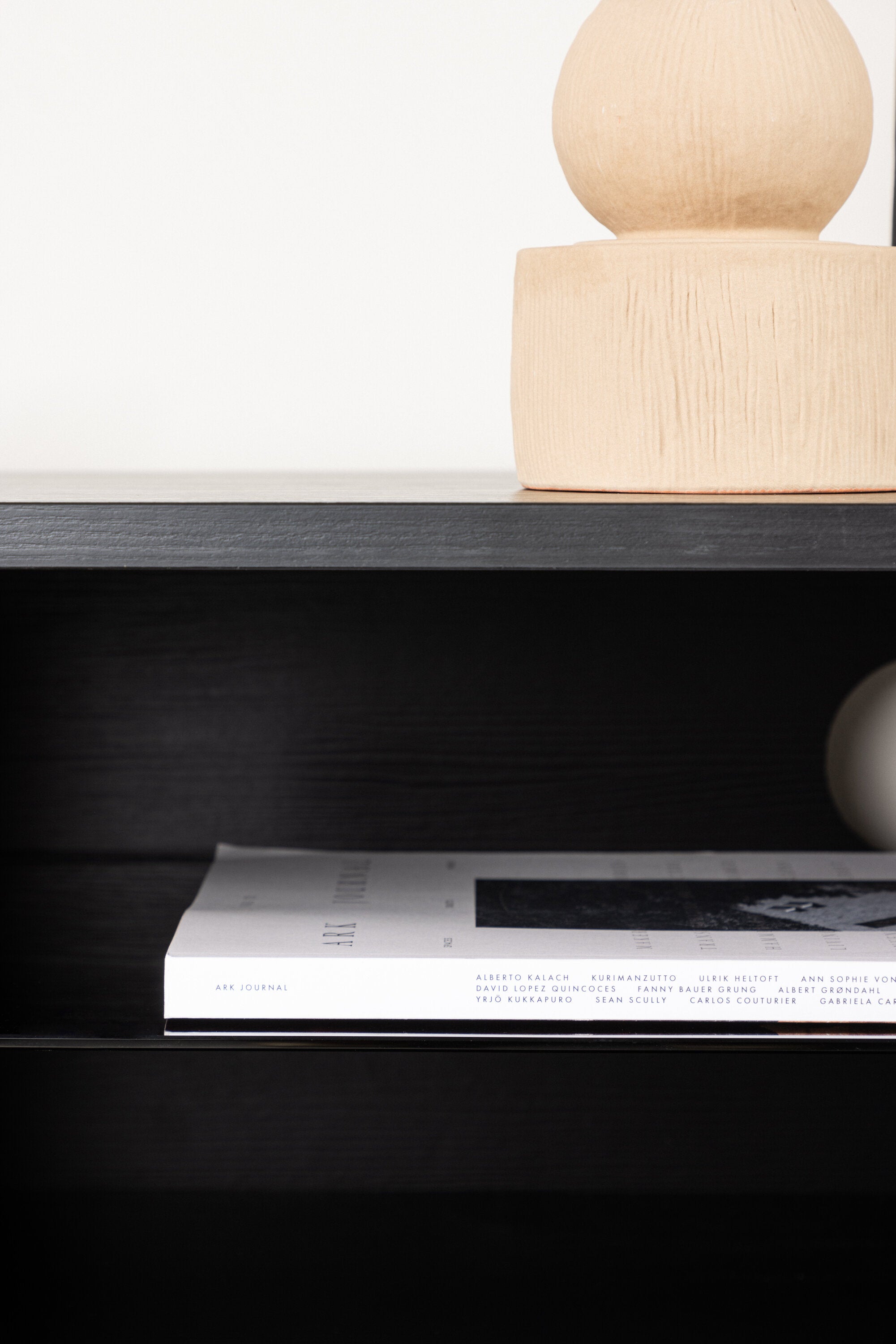 30168-100_5_m Cuenca Tv Bank Tv Board