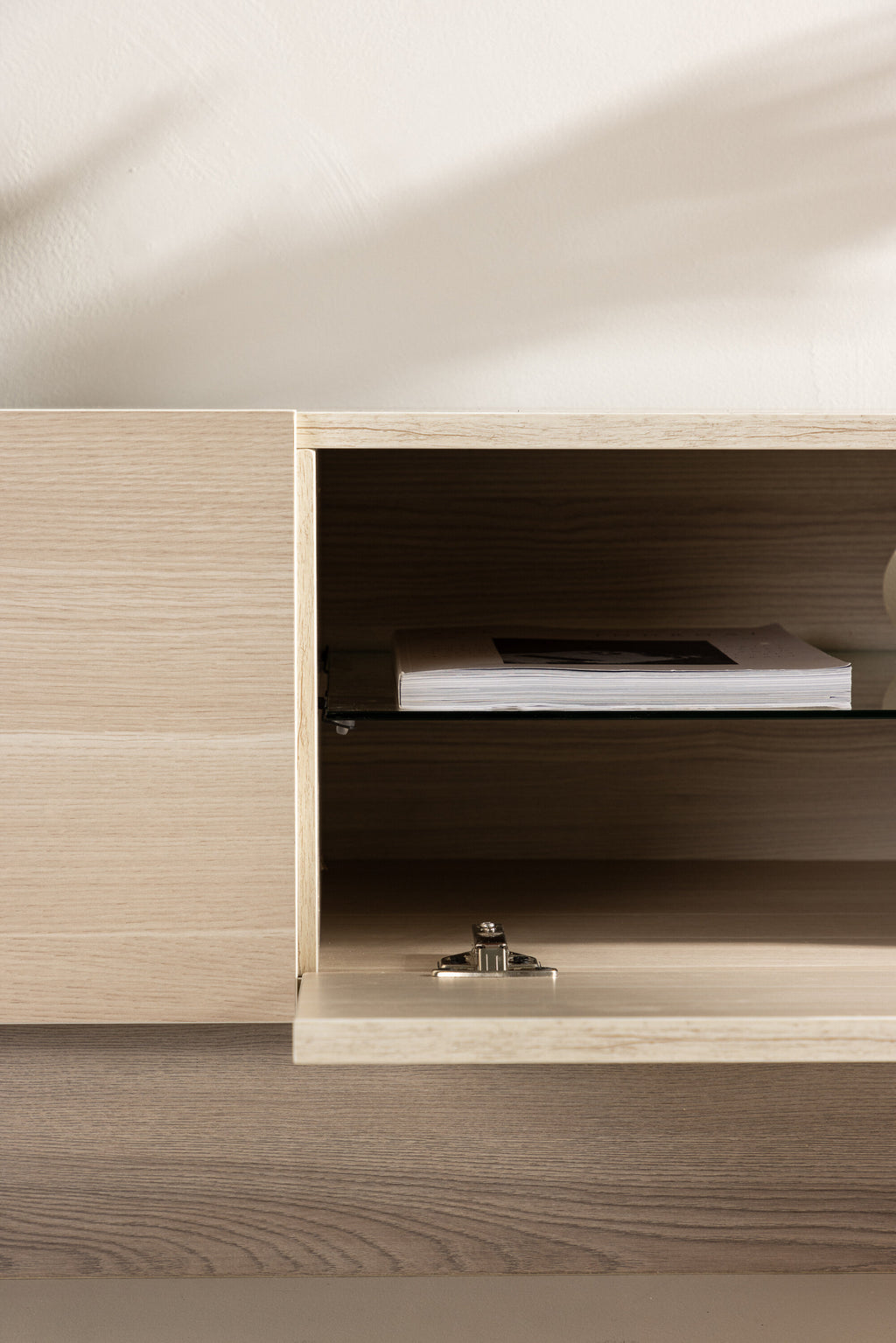 30168-130_7_m Cuenca Tv Bank Tv Board