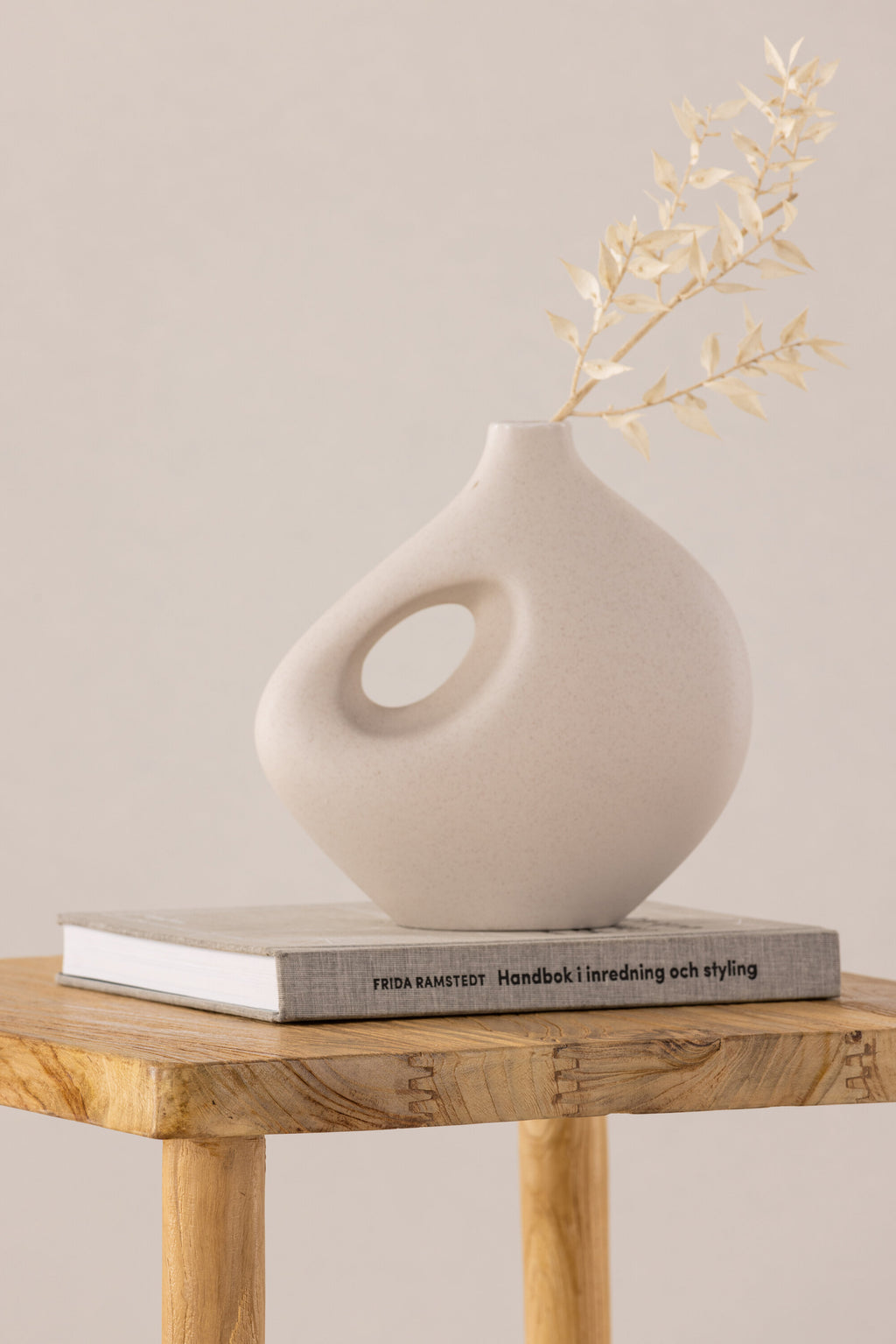 Noster Hocker