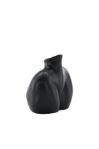 Harvey Vase