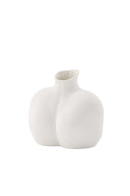 Harvey Vase