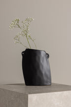 Hie Vase