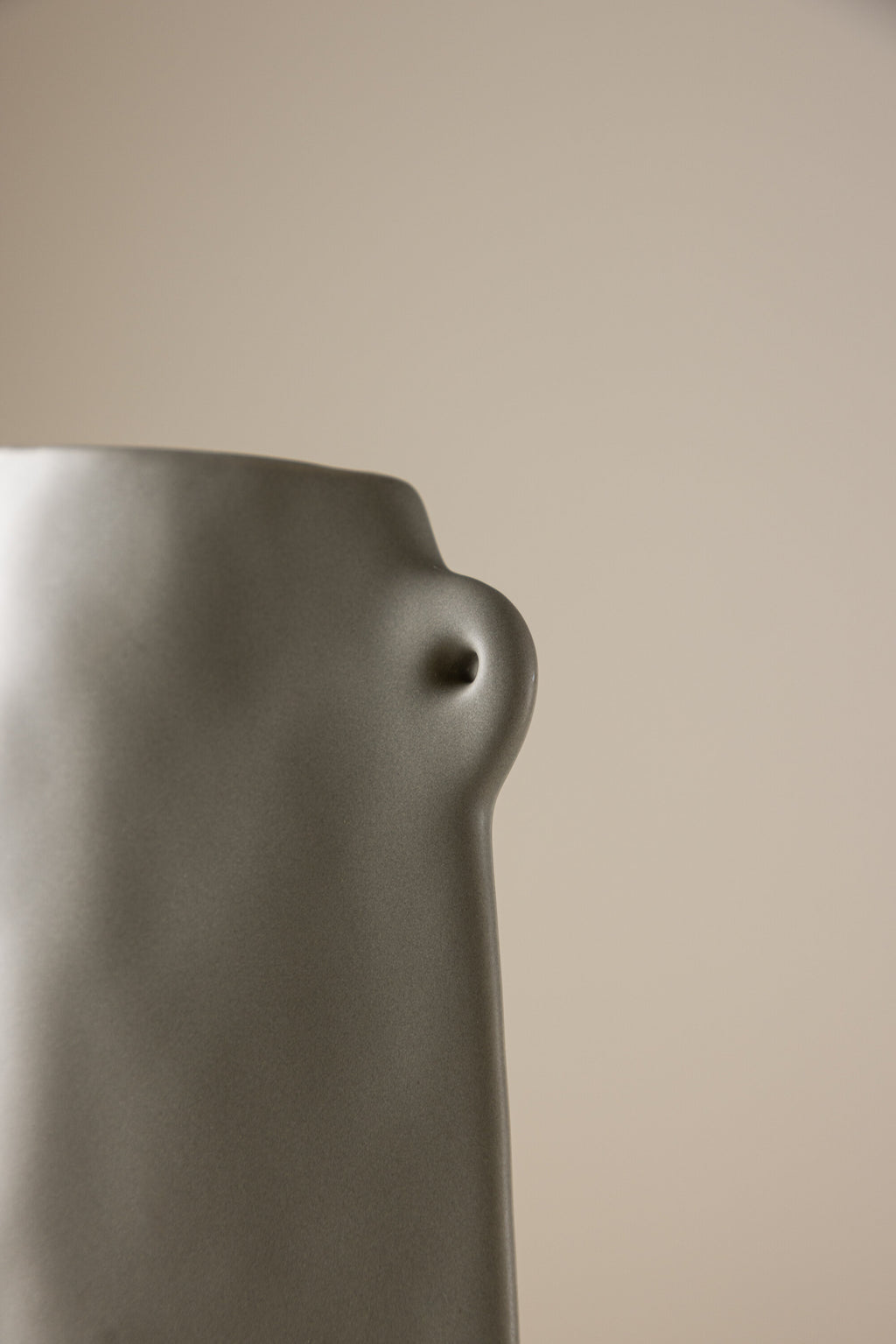Hie Vase