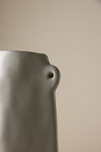 Hie Vase