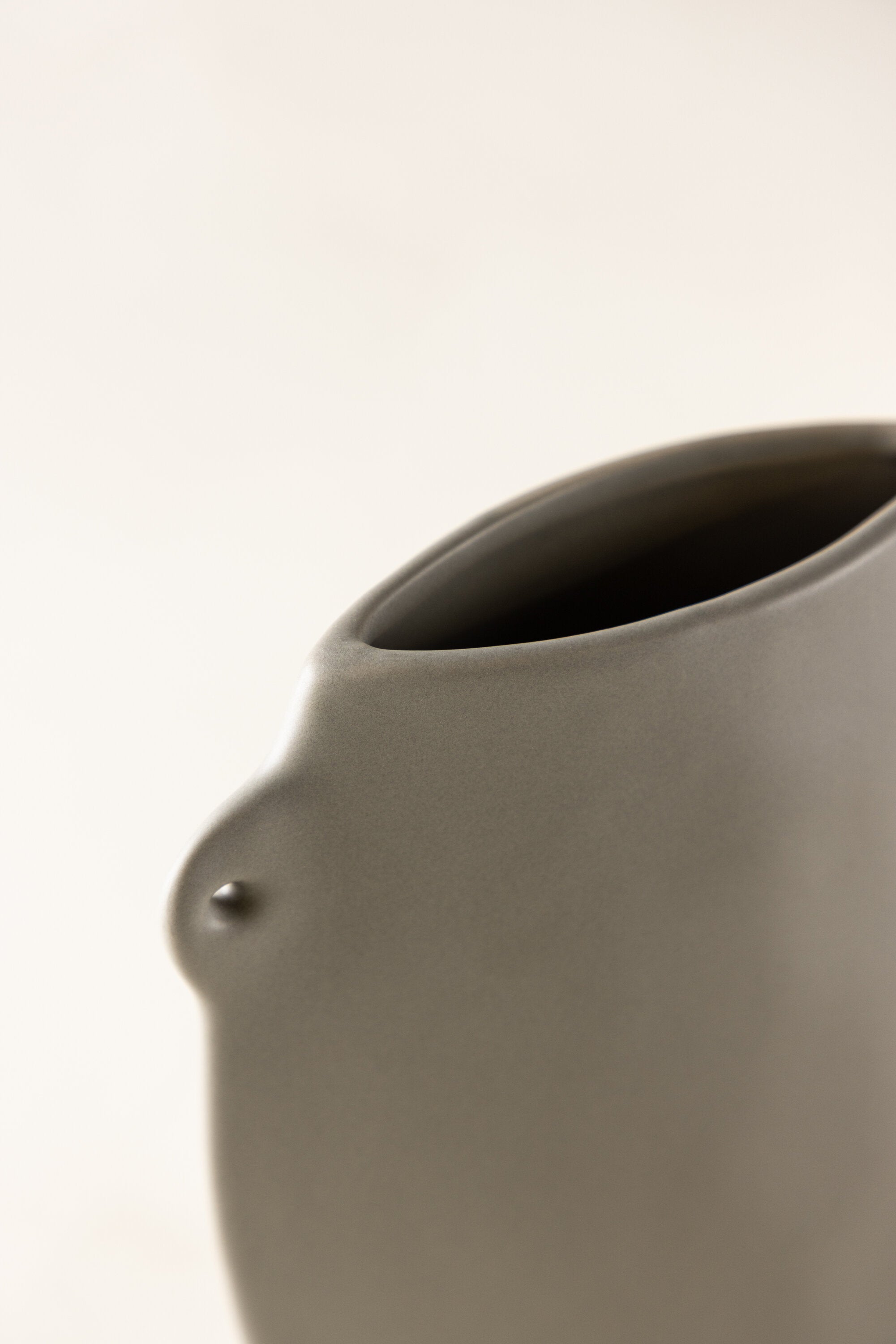 Hie Vase
