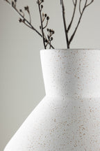 Rellis Vase