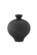 Rellis Vase