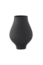 Rellis Vase