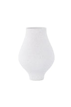 Rellis Vase