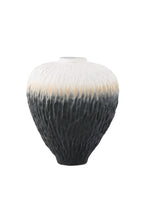 Pane Vase