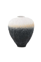 Pane Vase