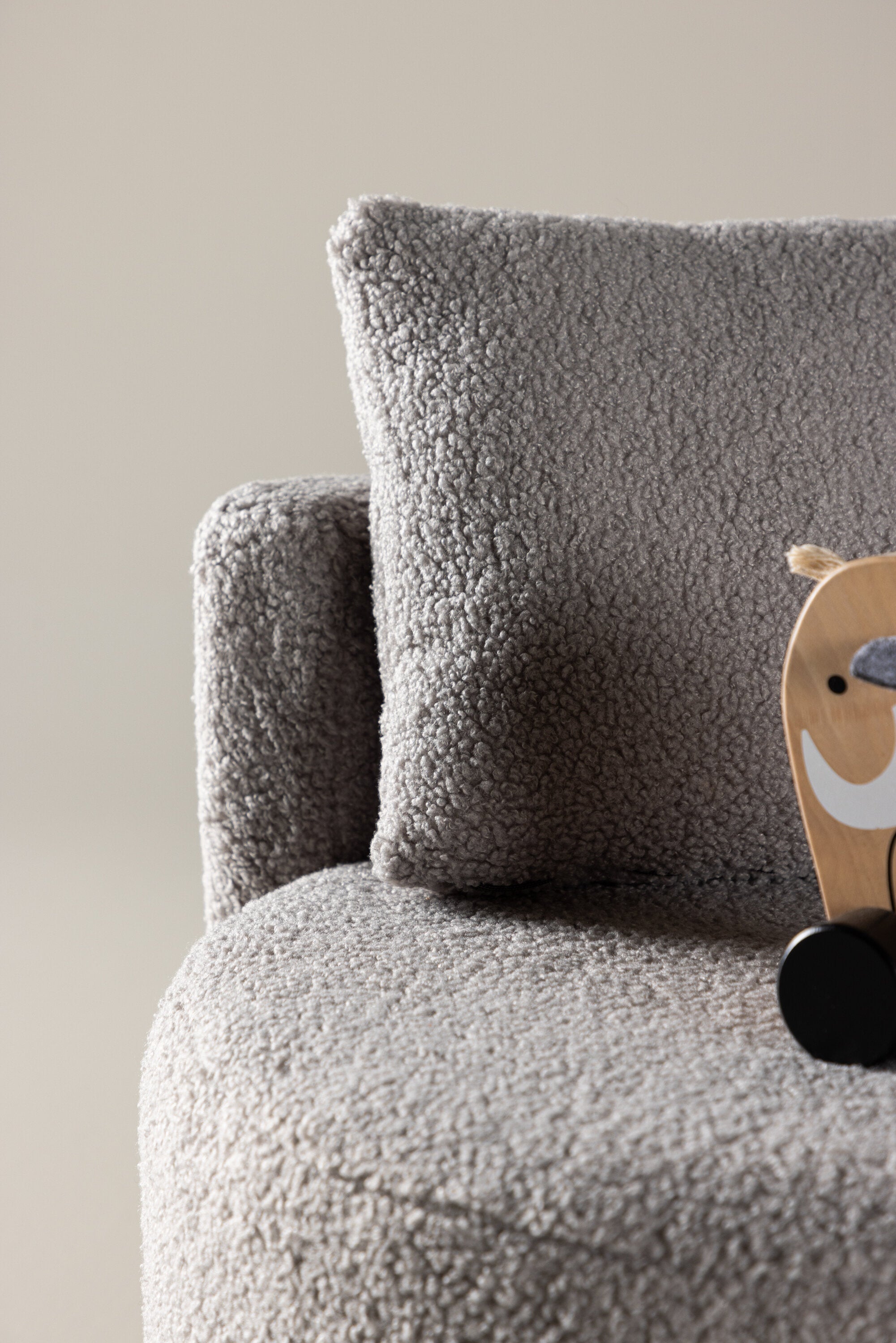 Kelso Kinder Sofa